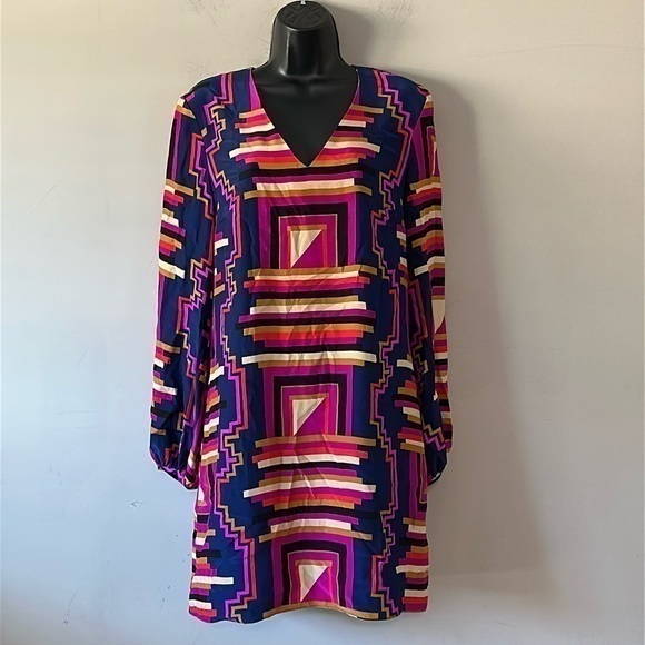 Alice & Trixie 3/4 Sleeve Scoop Neck Geometric Patterned Dress Size L 100% Silk